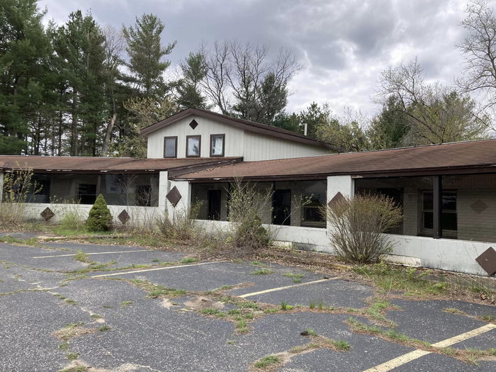 Hospitality House Motel (Marshall Motel) - 2022 Photo From John Harrow